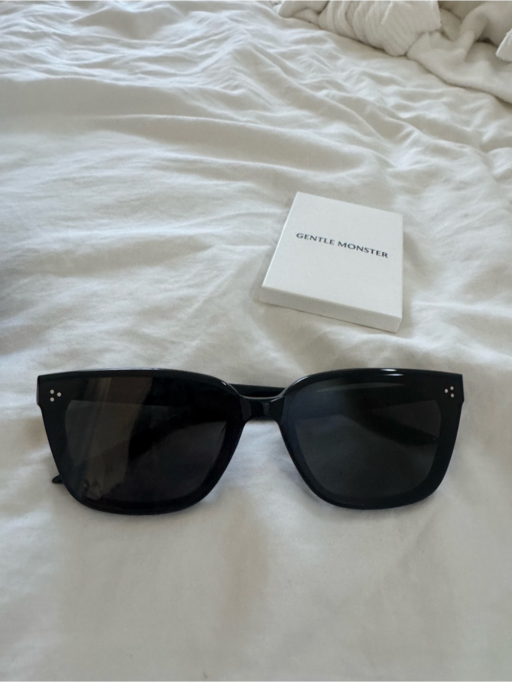 Brand new - Gentle Monster Women's Sunglasses - Numer